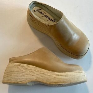FREE PEOPLE Peyton Platform Mules Cream Size EU 36